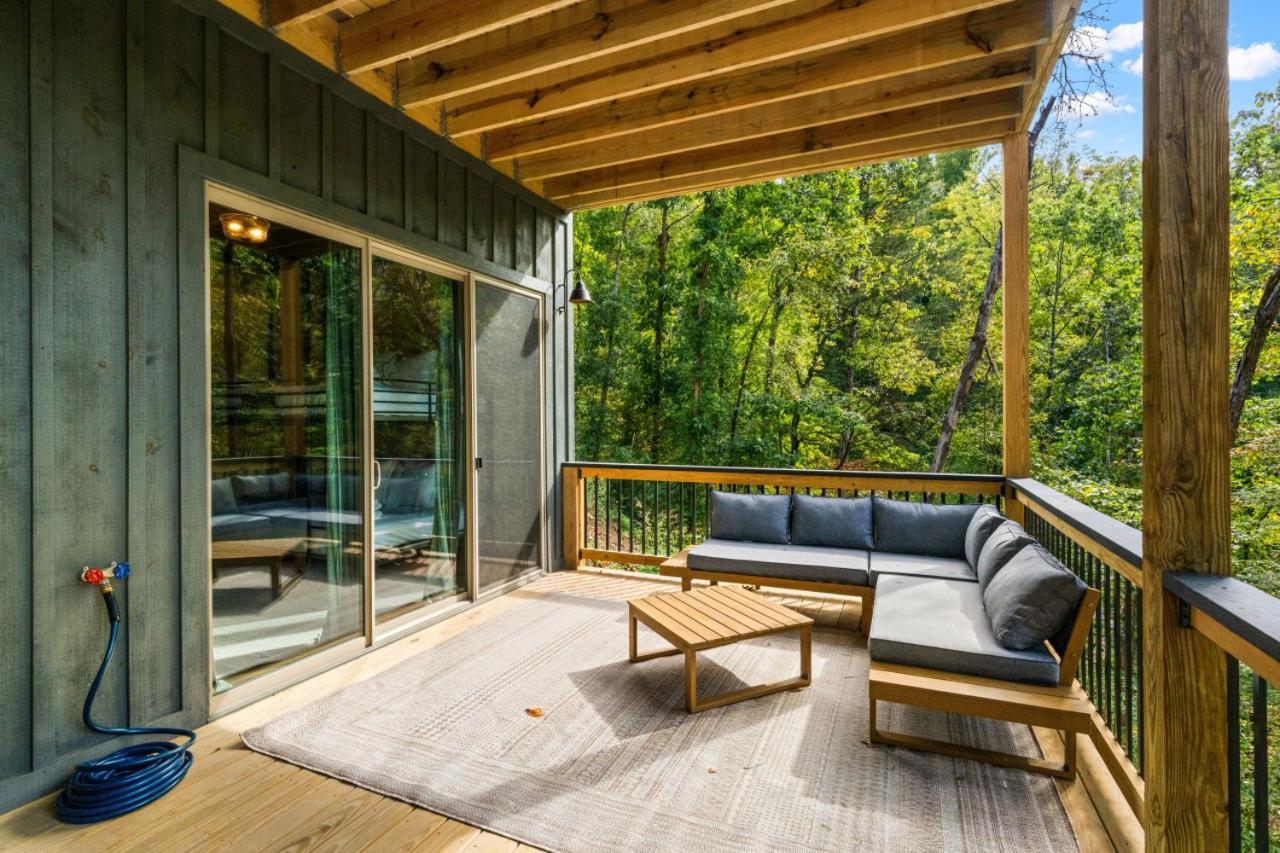 Cozy Cove Retreat W Lake View Hot Tub Firepit Dandridge Exterior photo