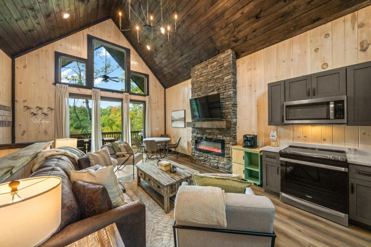 Cozy Cove Retreat W Lake View Hot Tub Firepit Dandridge Exterior photo
